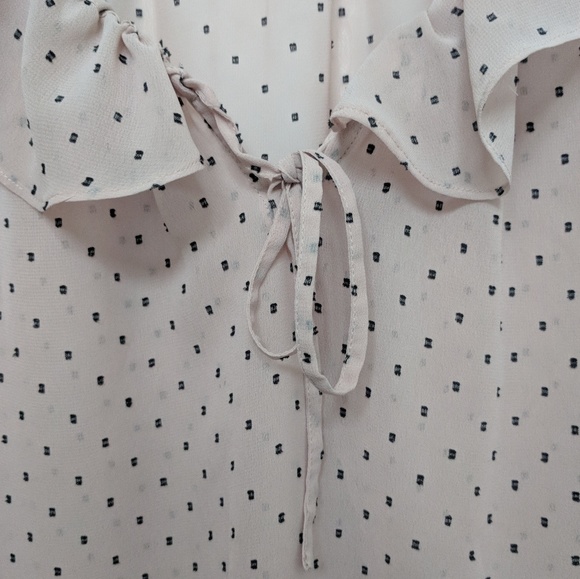 Blouse with ruffled collar - Picture 3 of 4